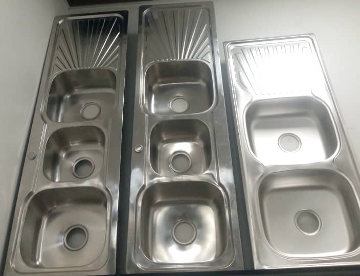 Single Tray Kitchen Sinks